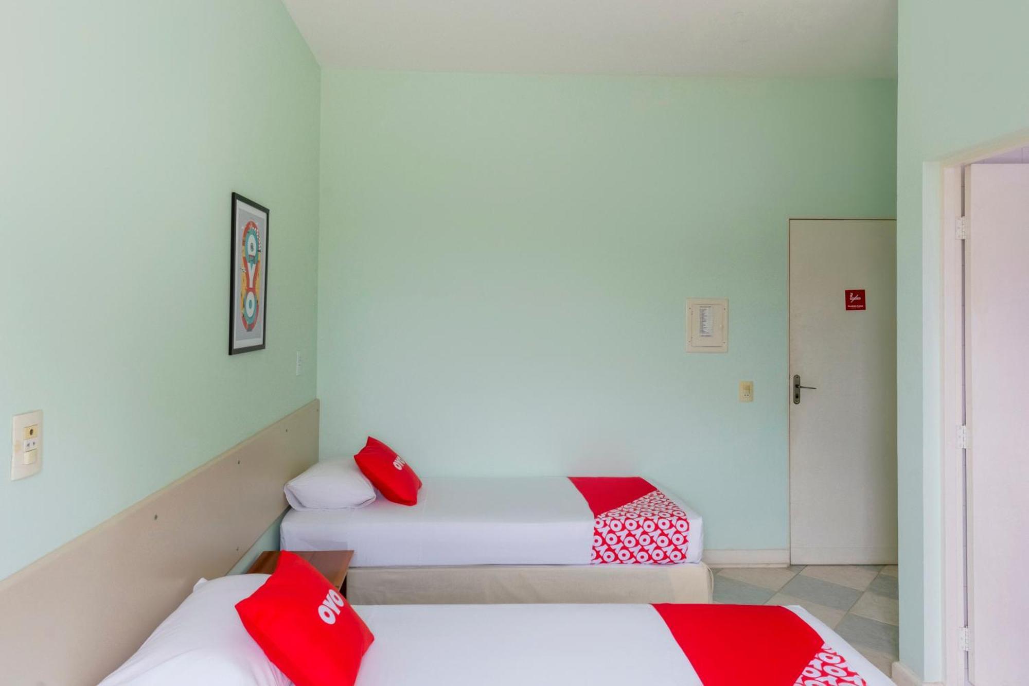 Oyo Hotel Cosmopolis, Sao Paulo Esterno foto